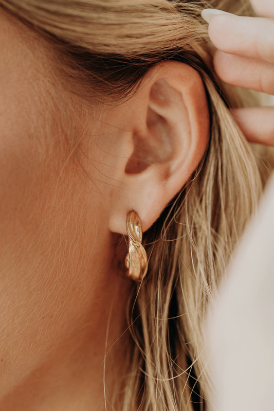 BREAKING SHORE Hoops