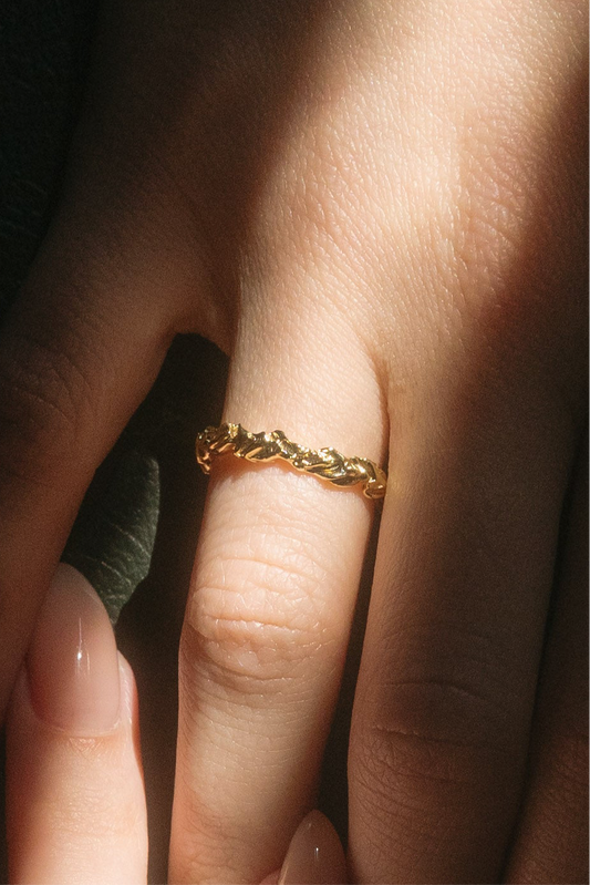 SLEEPING SAKURA Ring | classic