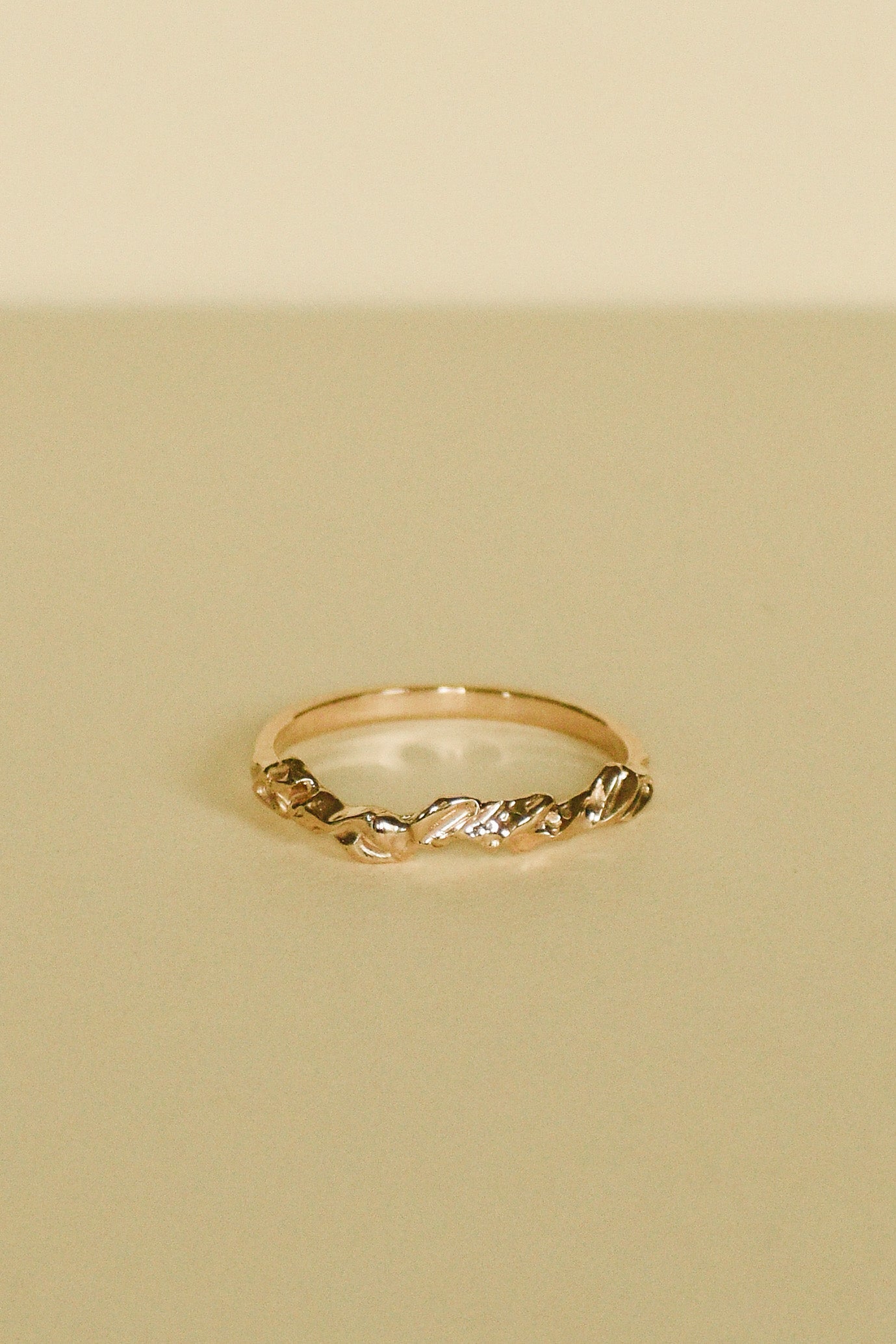 SLEEPING SAKURA Ring No. 3