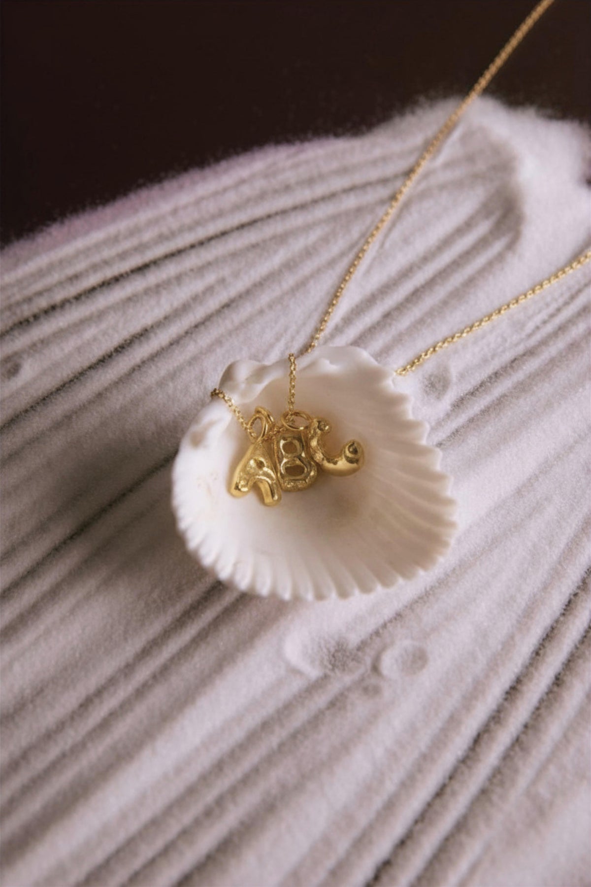 REEF necklace