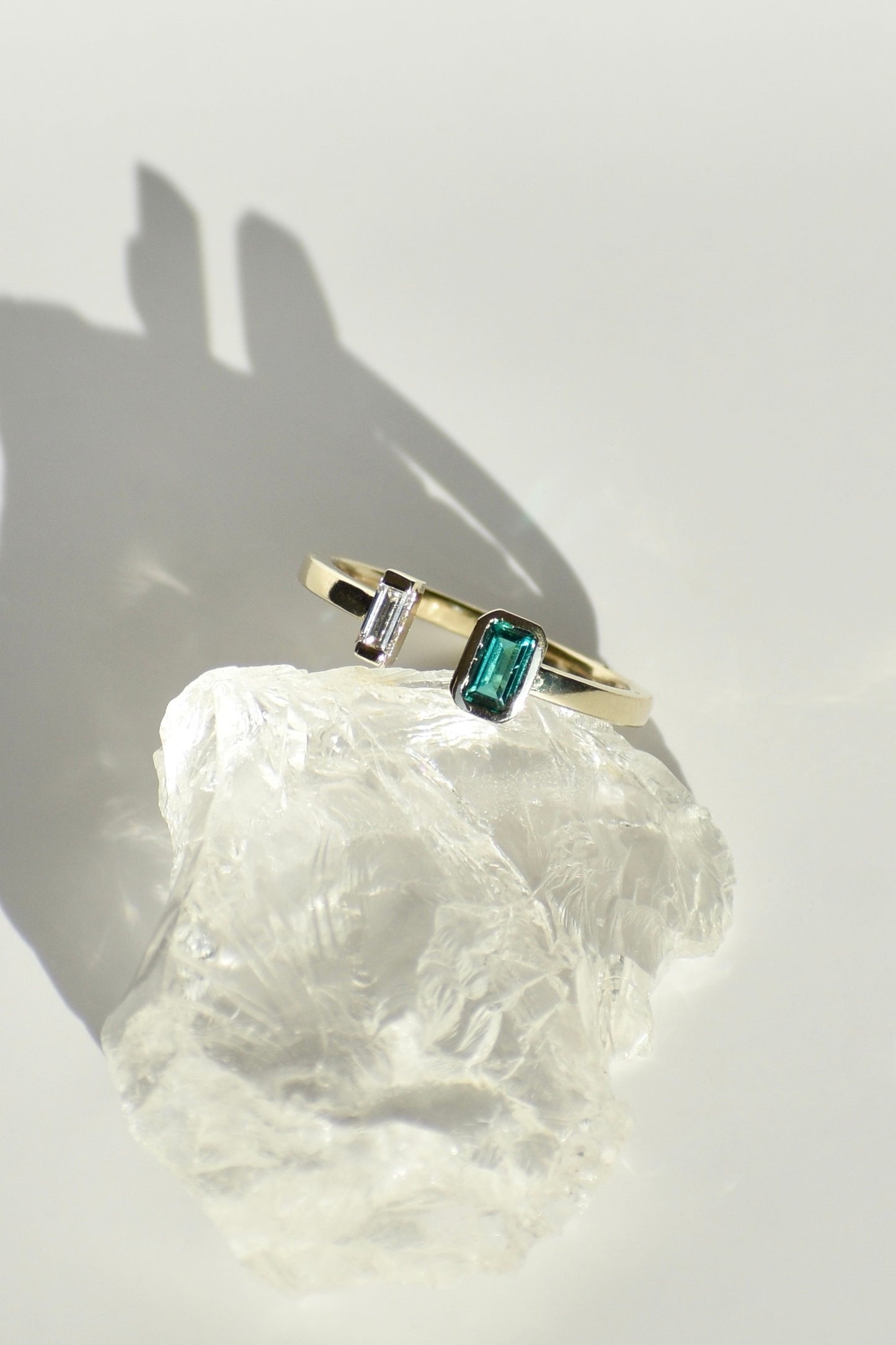 OPTIMIST EMERALD Ring